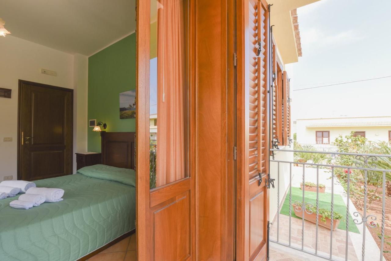 Aurora Castelluzzo Bed and Breakfast Buitenkant foto