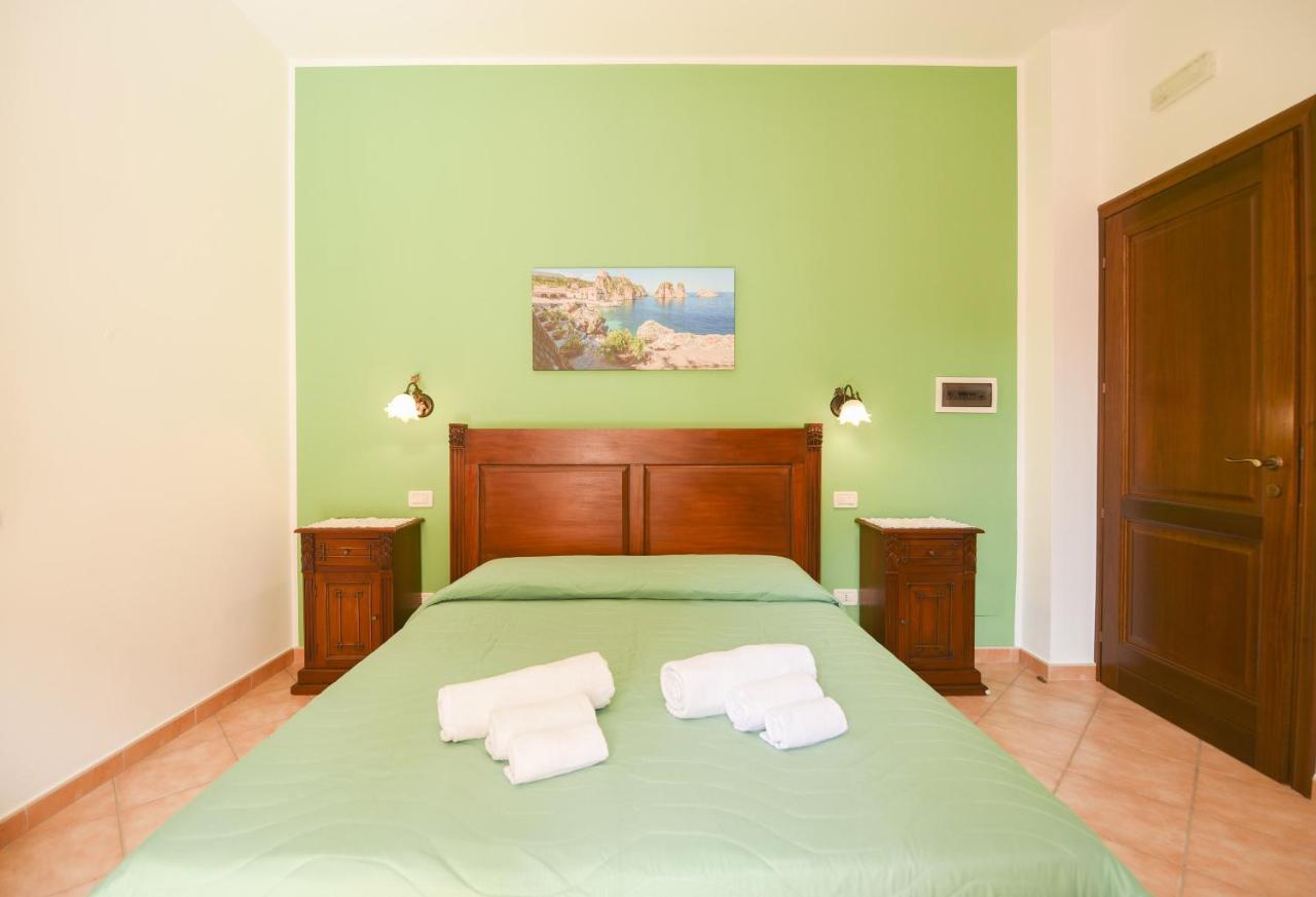 Aurora Castelluzzo Bed and Breakfast Buitenkant foto