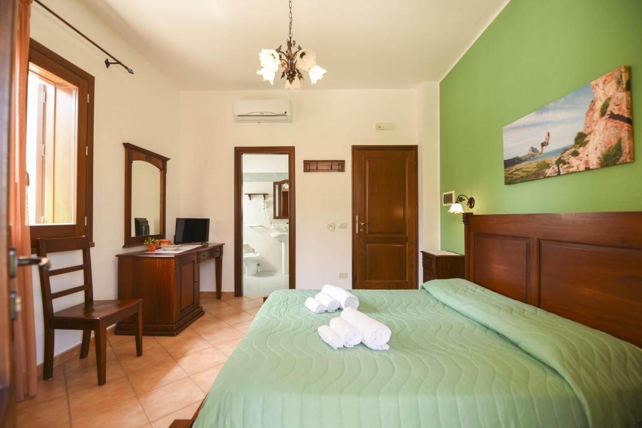 Aurora Castelluzzo Bed and Breakfast Buitenkant foto