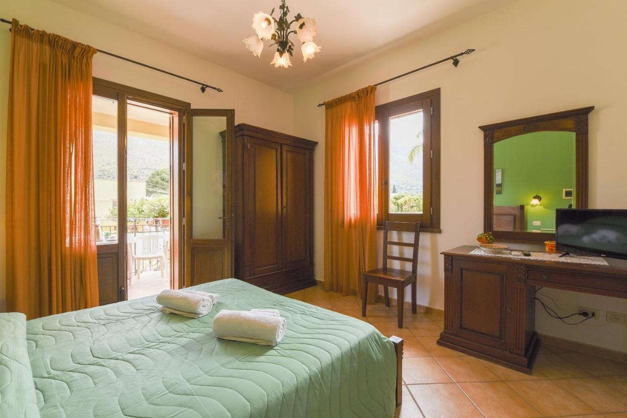 Aurora Castelluzzo Bed and Breakfast Buitenkant foto