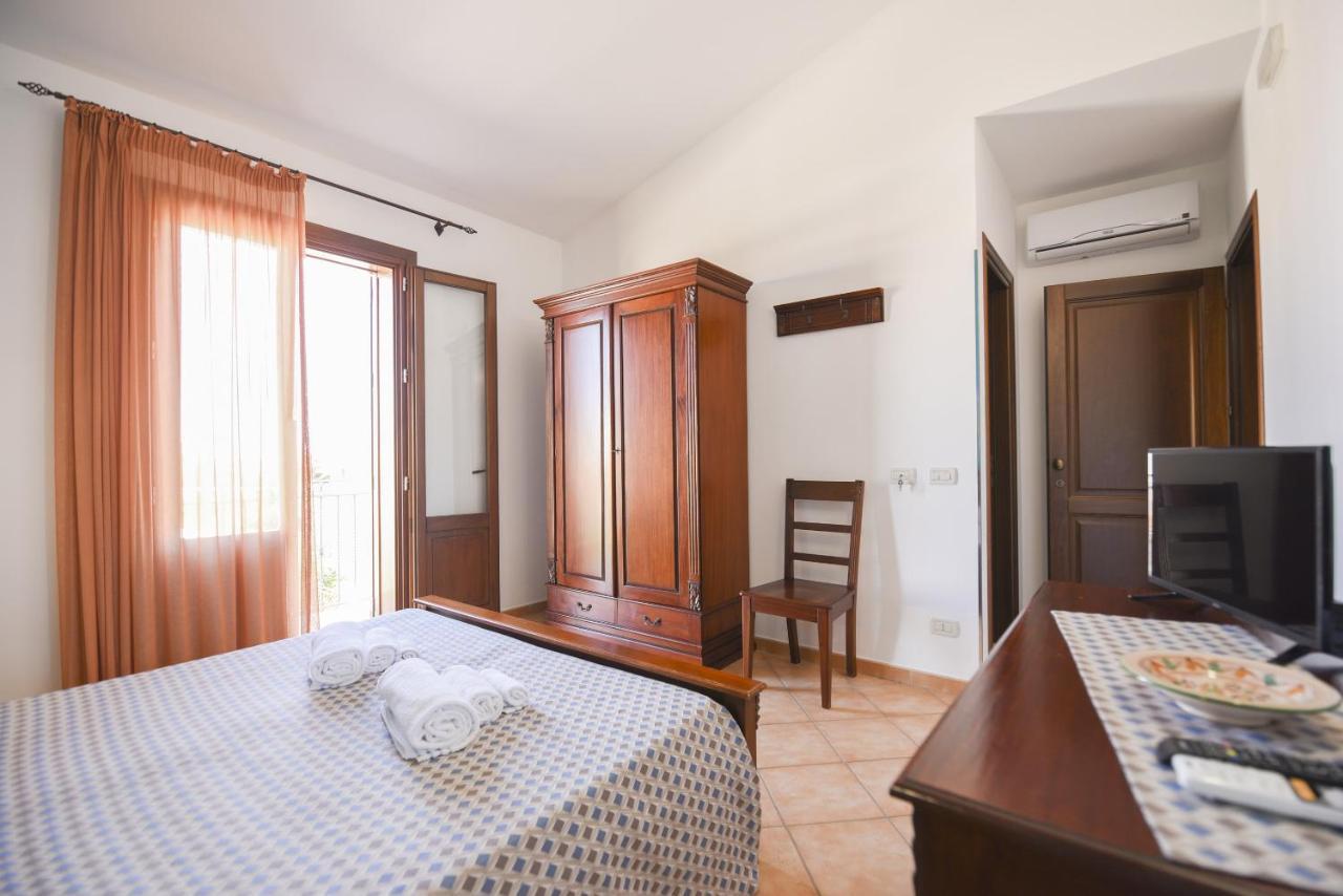 Aurora Castelluzzo Bed and Breakfast Buitenkant foto