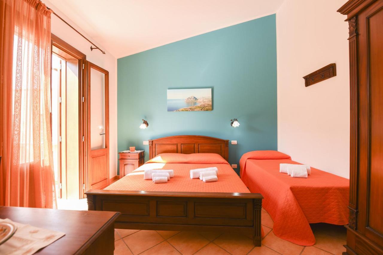 Aurora Castelluzzo Bed and Breakfast Buitenkant foto