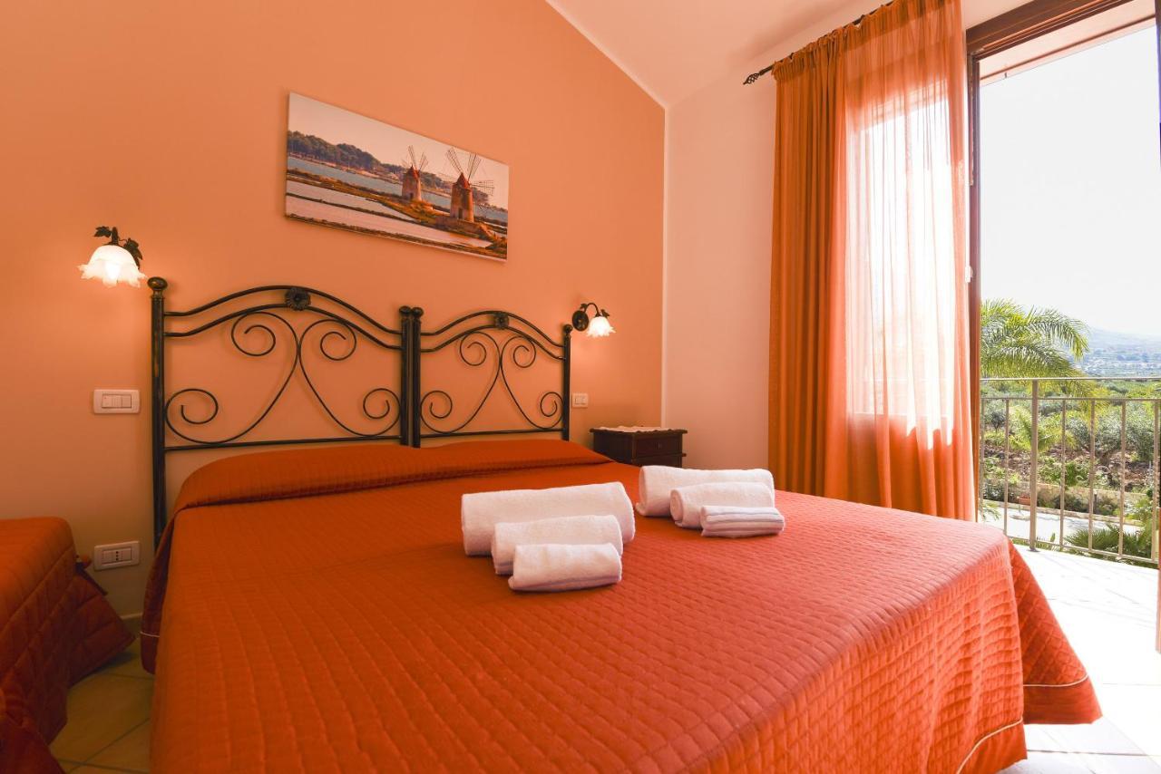 Aurora Castelluzzo Bed and Breakfast Buitenkant foto