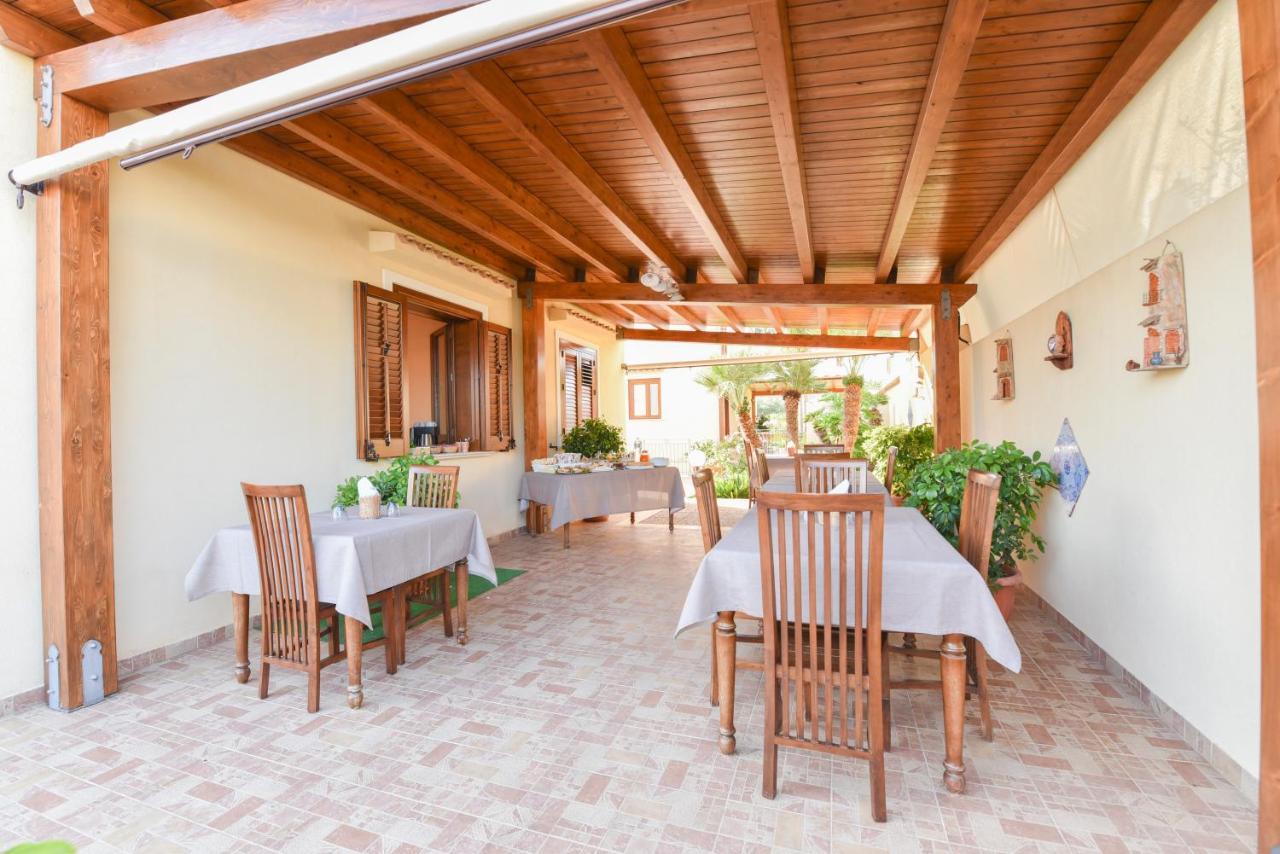 Aurora Castelluzzo Bed and Breakfast Buitenkant foto