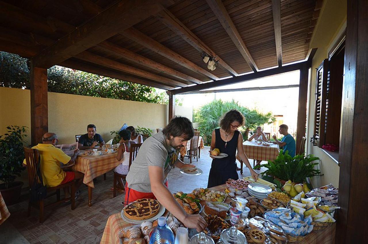 Aurora Castelluzzo Bed and Breakfast Buitenkant foto