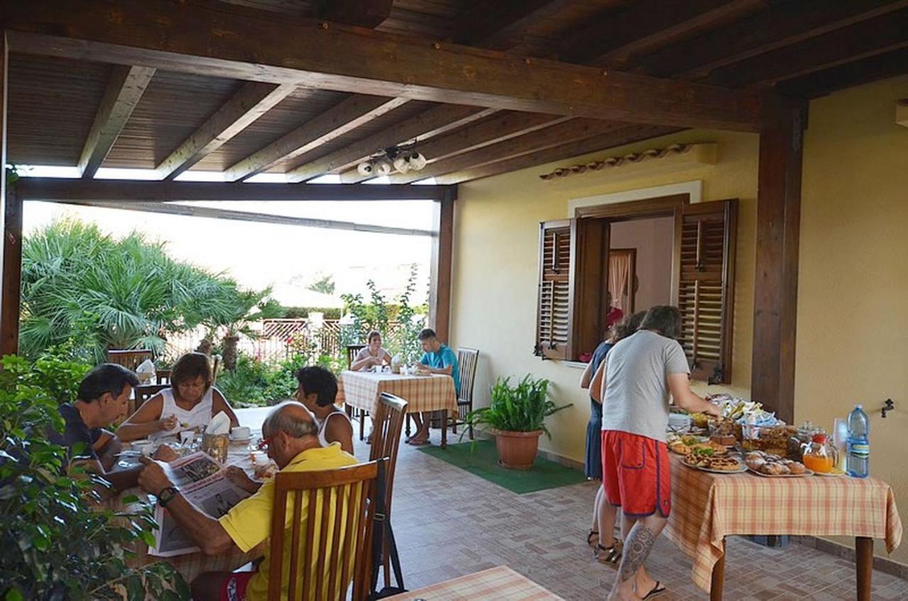 Aurora Castelluzzo Bed and Breakfast Buitenkant foto